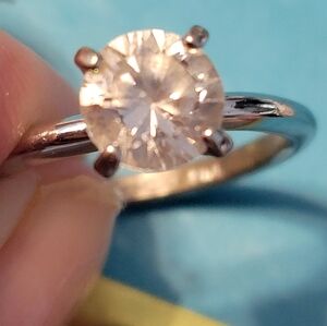 Stunning Sterling Silver Ring Size 7